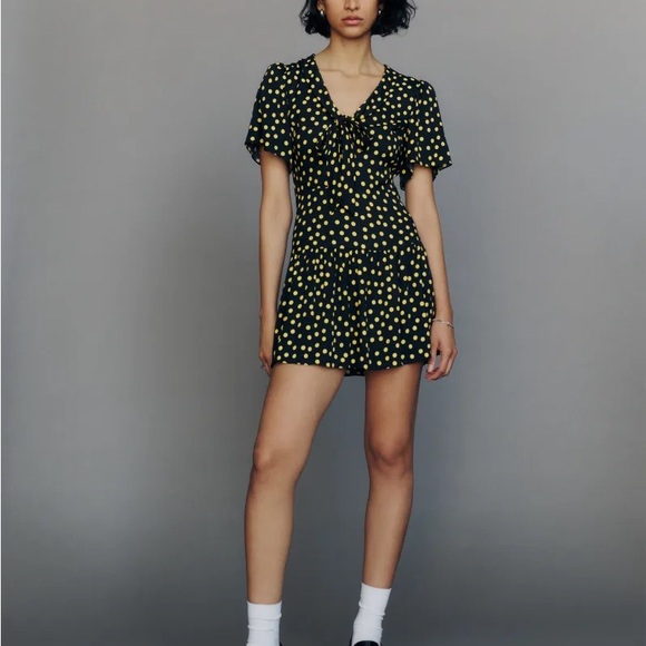 Reformation Dresses & Skirts - Reformation Adelina Dress Sz 6